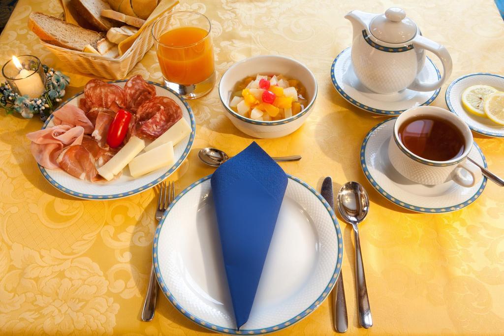 Hotel Garni Laura Арабба Екстериор снимка