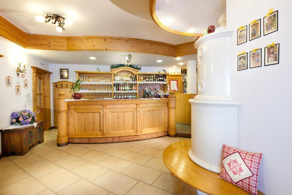 Hotel Garni Laura Арабба Екстериор снимка