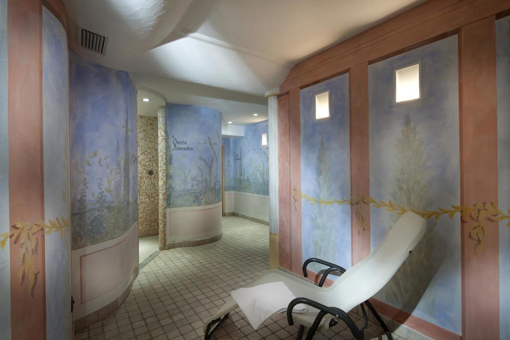 Hotel Garni Laura Арабба Екстериор снимка