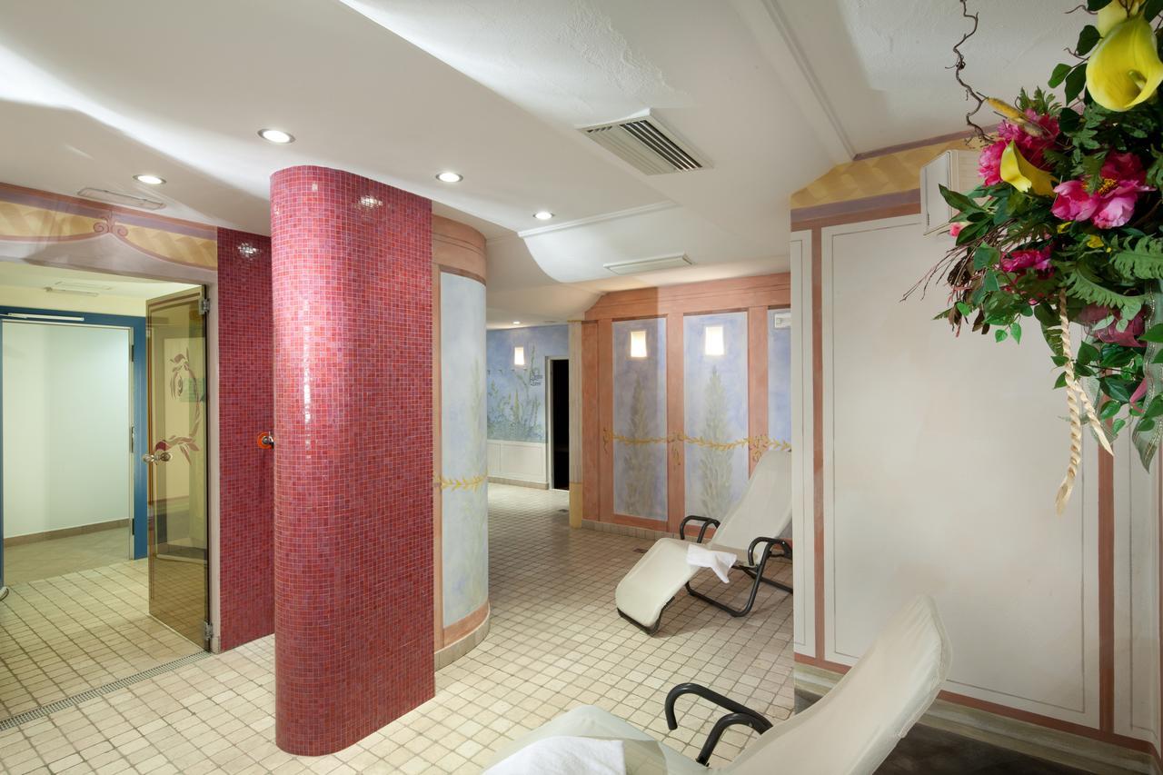 Hotel Garni Laura Арабба Екстериор снимка
